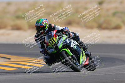 media/Oct-08-2022-SoCal Trackdays (Sat) [[1fc3beec89]]/Turn 16 (125pm)/